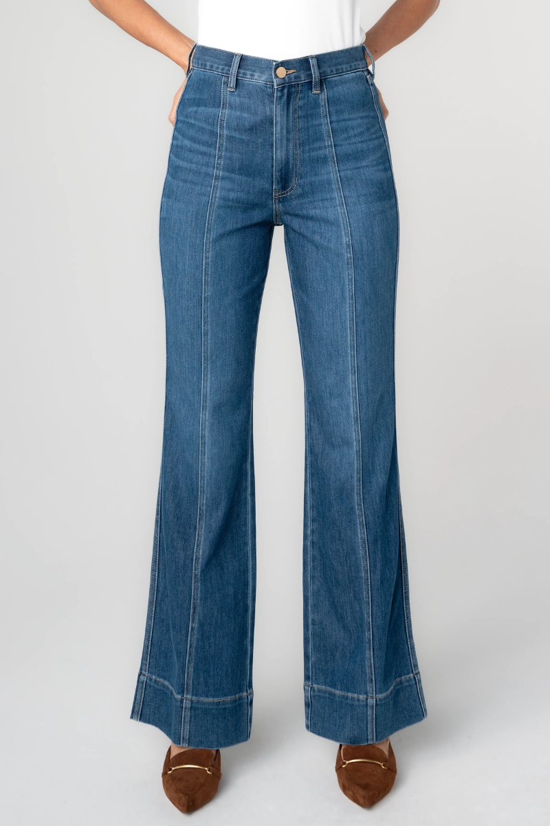Relaxed High Rise Seamed Bootcut Jean — Bayshore