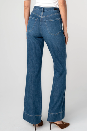 Relaxed High Rise Seamed Bootcut Jean — Bayshore