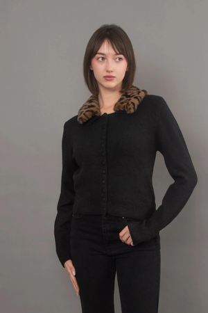 Atalanta Long Sleeve Crew Cardigan — Black