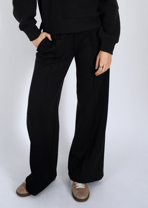 Drawstring Pull-On Pant — Black